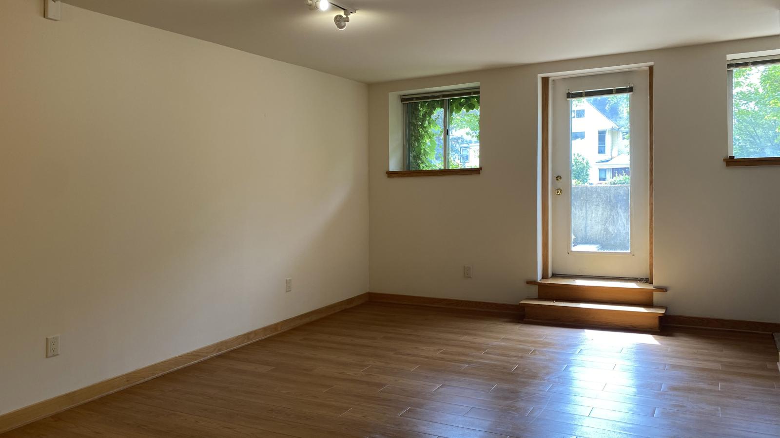 One-bedroom apartment with garden-level patio at Lincoln School in downtown Madison