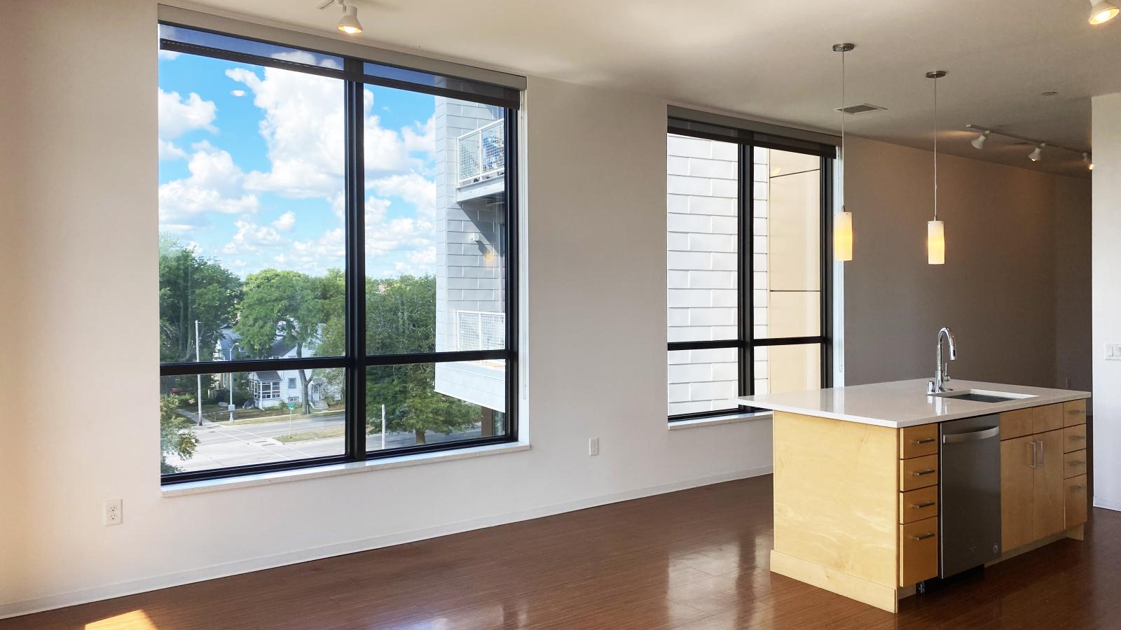 Corner two bedroom apartment with courtyard views and private balcony at SEVEN27