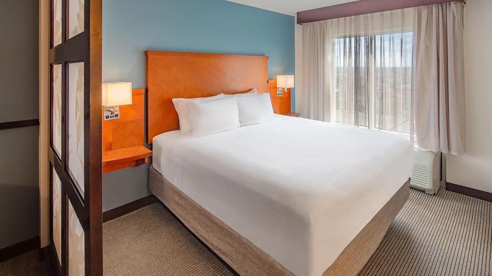 Resident Benefit Hyatt Place Downtown Madison 