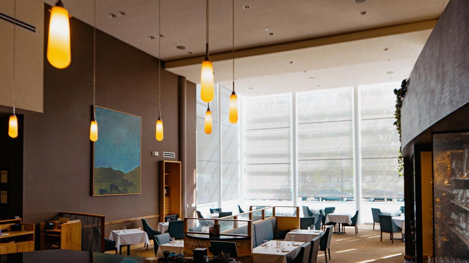 L'Etoile Fine Dining in Downtown Madison