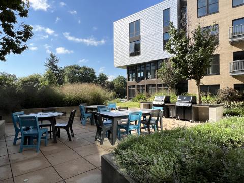 Host an outdoor dinner on the SEVEN27 grill patio and enjoy the lake view, and landscaped courtyard 